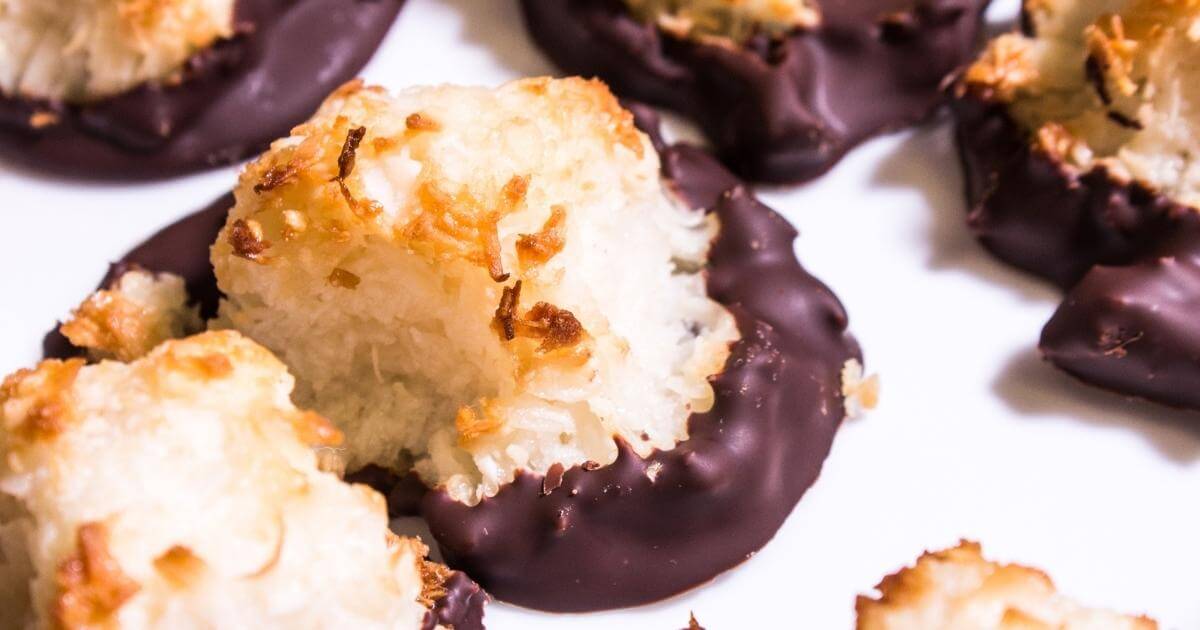 Macaroons: Chocolate-Dipped Coconut